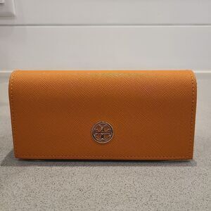 TORY BURCH Crossgrain Sunglass Case